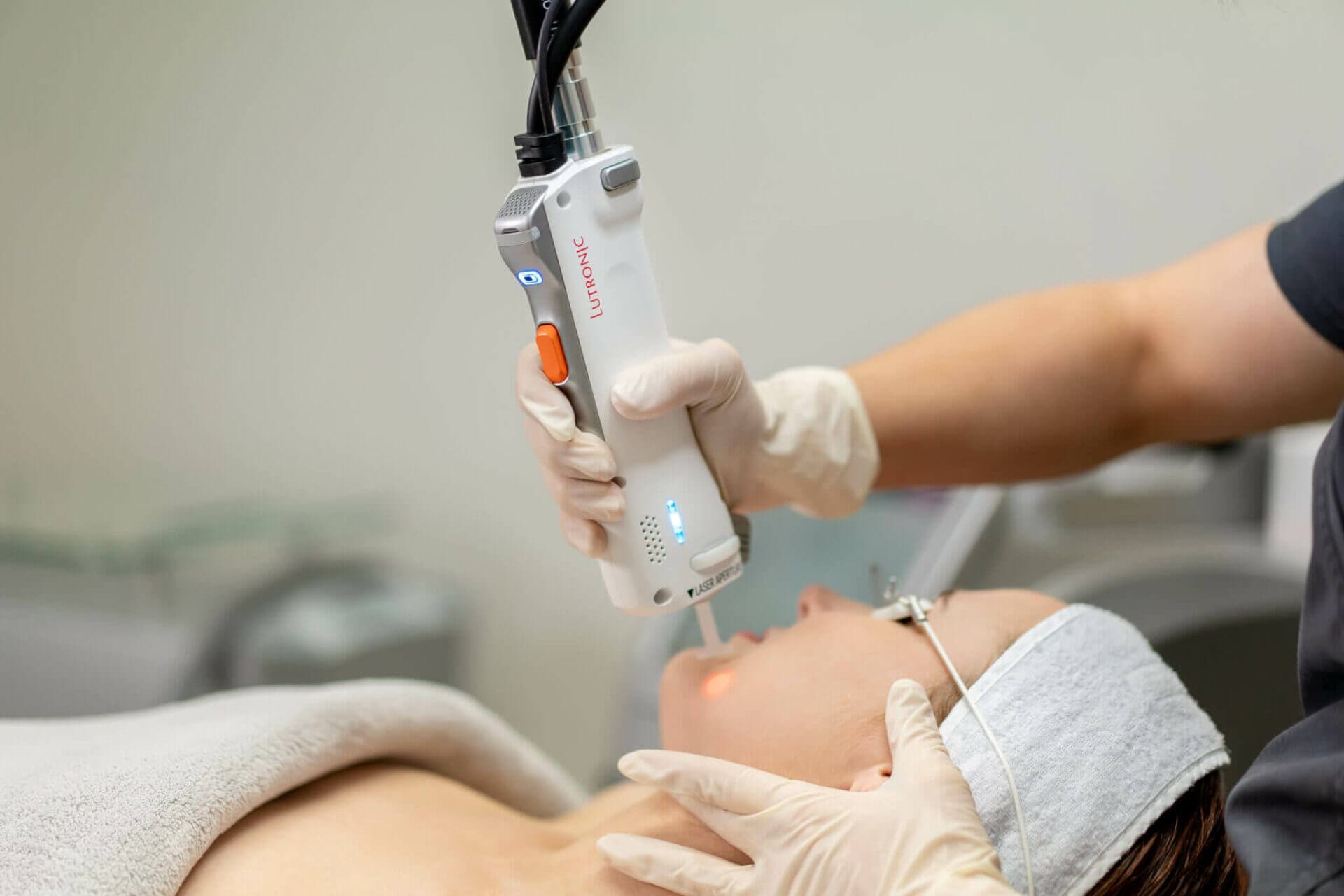 Intellitone Smooth (Laser Facial)
